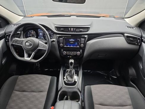 Used 2021 Nissan Rogue Sport SV image 21