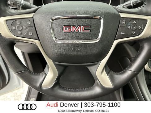 Used 2022 GMC Acadia Denali w/ Denali Technology Package image 14