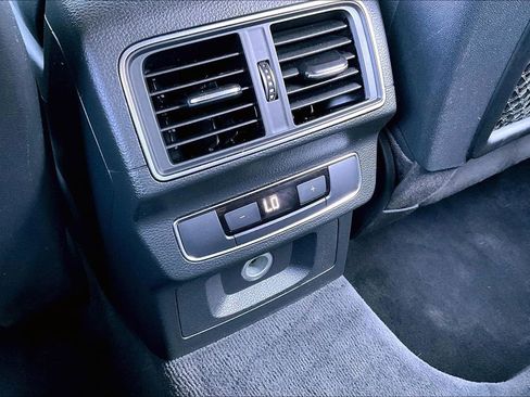 Used 2019 Audi Q5 2.0T Premium image 10