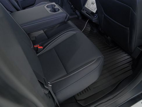 Used 2024 Tesla Cybertruck AWD Crew Cab image 45