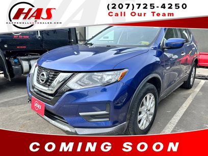 Used 2017 Nissan Rogue SV