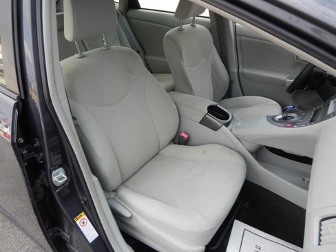 Used 2012 Toyota Prius Four image 38