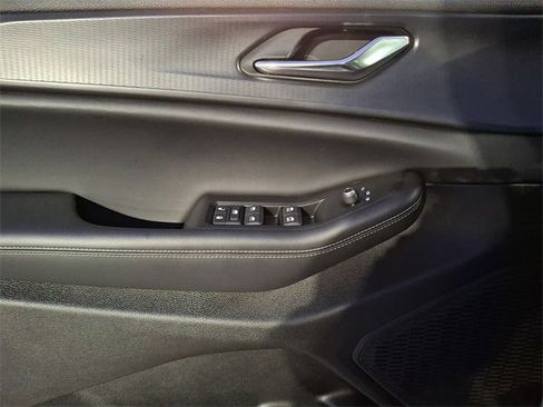 Used 2024 Jeep Grand Cherokee L Altitude image 18