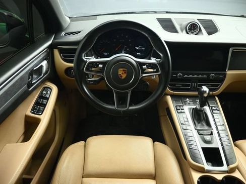Used 2021 Porsche Macan GTS AWD/4WD image 5