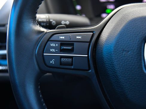 Used 2025 Honda Accord EX-L image 31