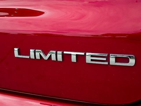 Used 2025 Jeep Compass Limited AWD/4WD image 12