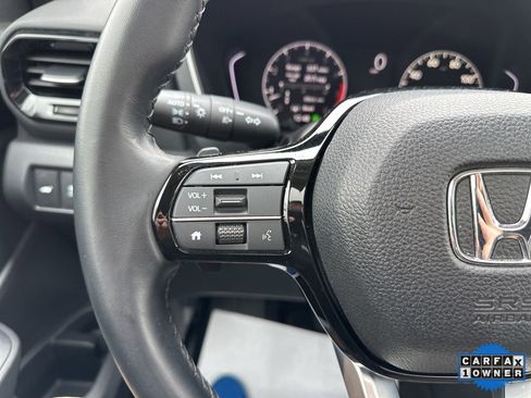 Used 2025 Honda Pilot Touring image 70