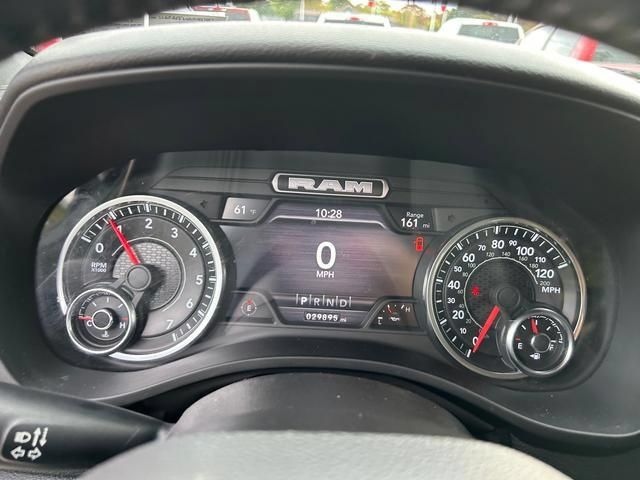 Used 2022 RAM 1500 Big Horn AWD/4WD image 23