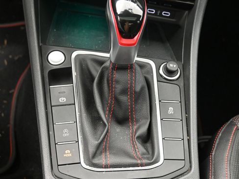 Used 2023 Volkswagen Jetta GLI Autobahn image 26