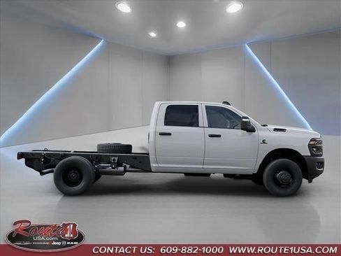 New 2026 RAM 3500 Tradesman AWD/4WD image 22