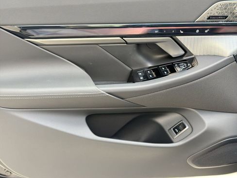 New 2026 BMW 530i w/ M Sport Package RWD image 13