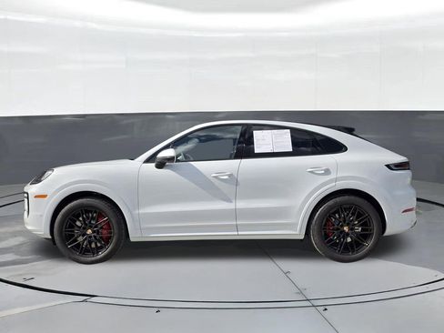 Used 2026 Porsche Cayenne S AWD/4WD image 2