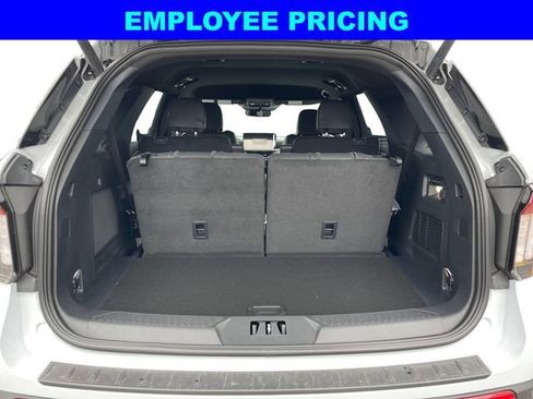 New 2026 Ford Explorer ST AWD/4WD image 5