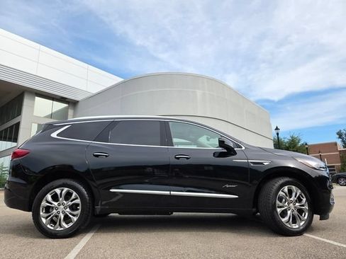 Used 2020 Buick Enclave Avenir w/ Avenir Technology Package AWD/4WD image 30