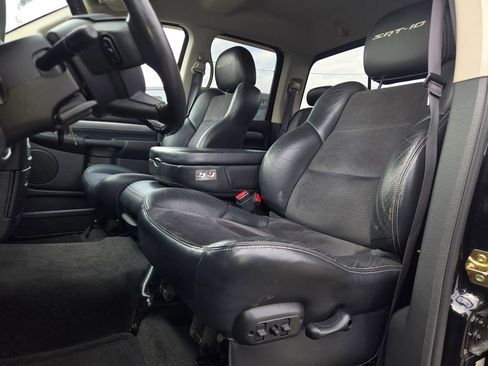 Used 2005 Dodge Ram 1500 Truck 2WD Quad Cab image 10