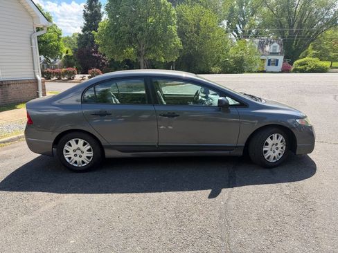 Used 2011 Honda Civic DX-VP image 8