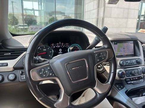 Used 2018 GMC Yukon Denali w/ Denali Ultimate Package AWD/4WD image 7