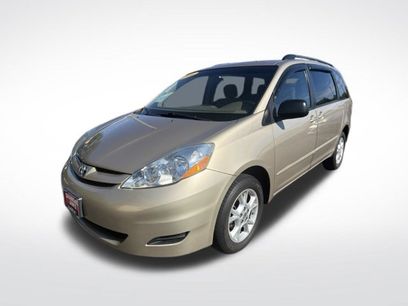 Used 2006 Toyota Sienna LE w/ LE Pkg 2