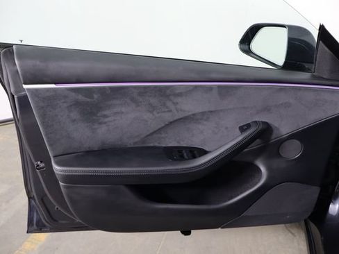 Used 2024 Tesla Model 3 Long Range AWD/4WD image 17