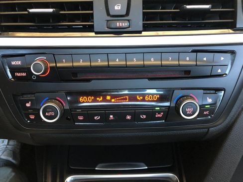 Used 2015 BMW 328i xDrive Sedan AWD/4WD image 28