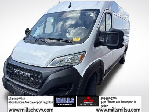 Used 2023 RAM ProMaster 2500 FWD image 1