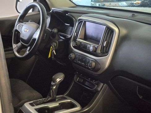 Certified 2022 Chevrolet Colorado LT w/ Fleet Safety Package RWD image 8