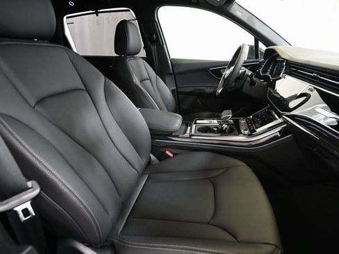 Used 2026 Audi Q7 3.0T Premium Plus AWD/4WD image 28