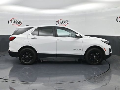 Used 2023 Chevrolet Equinox LT w/ LPO, Floor Liner Package image 6