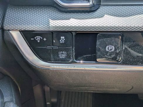 Used 2023 Kia Sportage LX AWD/4WD image 24