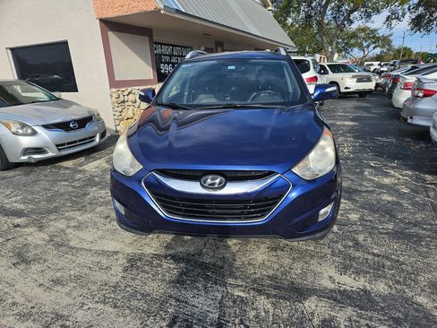 Used 2011 Hyundai Tucson Limited image 2