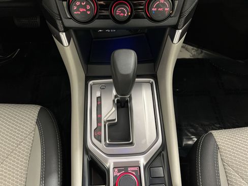 Used 2019 Subaru Forester Premium w/ All-Weather Package image 17