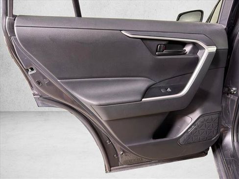 Used 2024 Toyota RAV4 LE AWD/4WD image 21