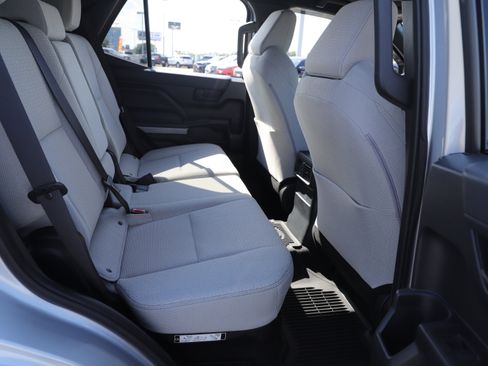 Used 2025 Toyota 4Runner SR5 image 28