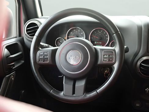 Used 2016 Jeep Wrangler Unlimited Sport w/ Connectivity Group AWD/4WD image 30
