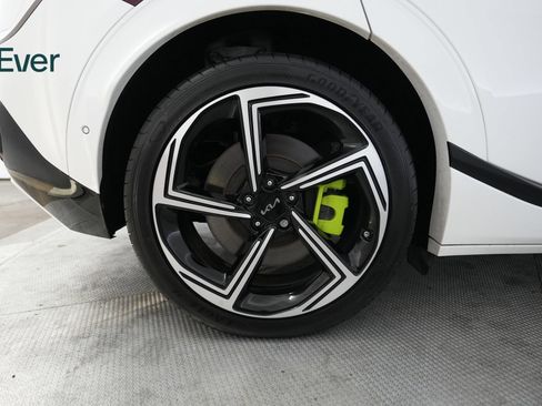 Used 2024 Kia EV6 GT AWD/4WD image 22