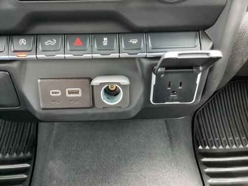 Used 2025 Chevrolet Silverado 1500 Custom w/ LPO, Dark Essentials Package RWD image 21