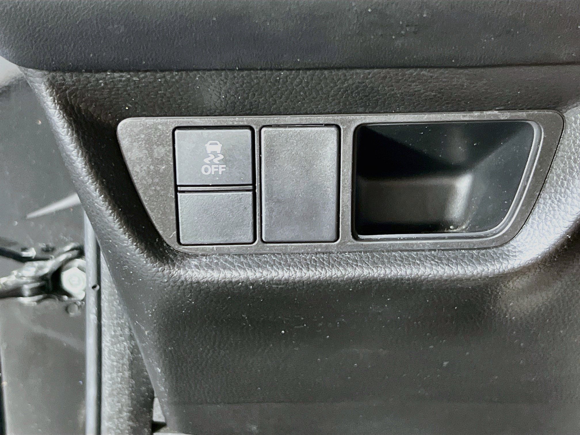 Used 2023 Honda HR-V LX image 10