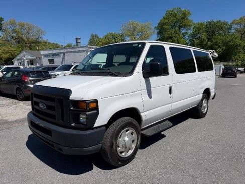 Used 2008 Ford E-350 and Econoline 350 XL RWD image 1