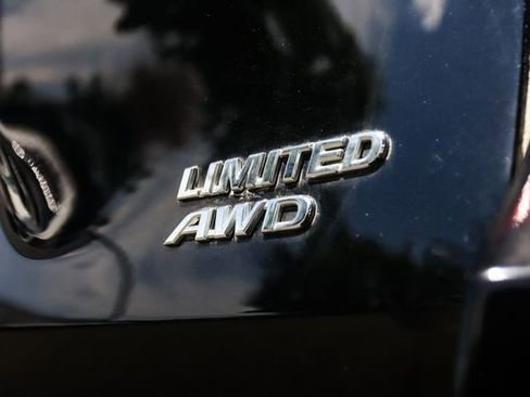 Used 2017 Toyota Sienna Limited Premium image 15