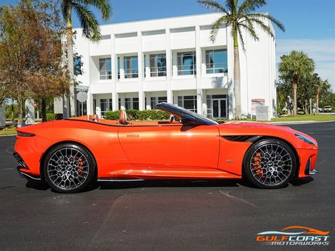 Used 2023 Aston Martin DBS Superleggera Volante RWD image 69