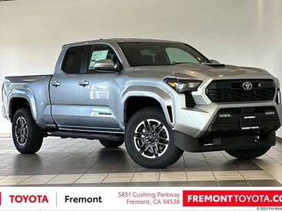 Used 2025 Toyota Tacoma TRD Sport w/ TRD Sport Upgrade Package