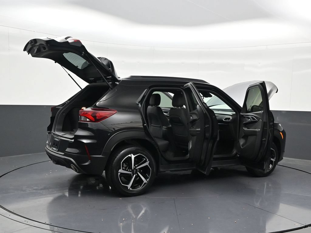 Used 2023 Chevrolet TrailBlazer RS FWD image 35