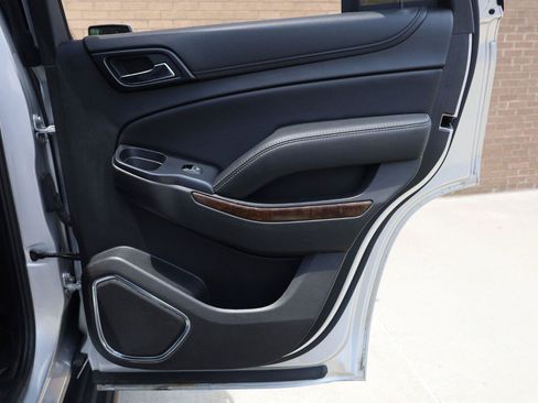 Used 2018 Chevrolet Tahoe LT AWD/4WD image 24
