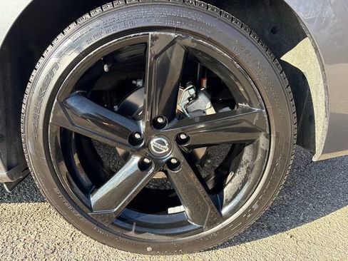 Used 2022 Nissan Sentra SR w/ Electronics Package image 9