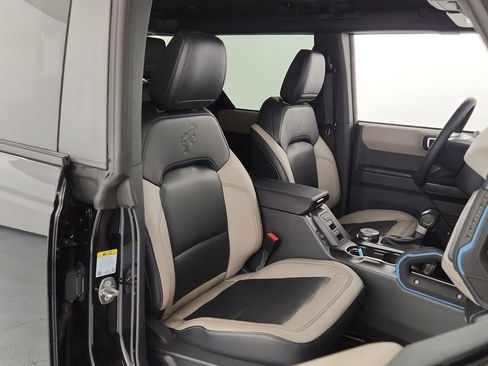 New 2024 Ford Bronco Wildtrak image 34