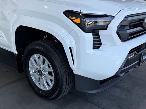 New 2026 Toyota Tacoma SR5 AWD/4WD image 8