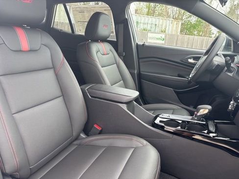 New 2026 Chevrolet Trax RS w/ Driver Confidence Package image 17
