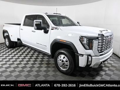 New 2025 GMC Sierra 3500 Denali w/ Denali Reserve Package