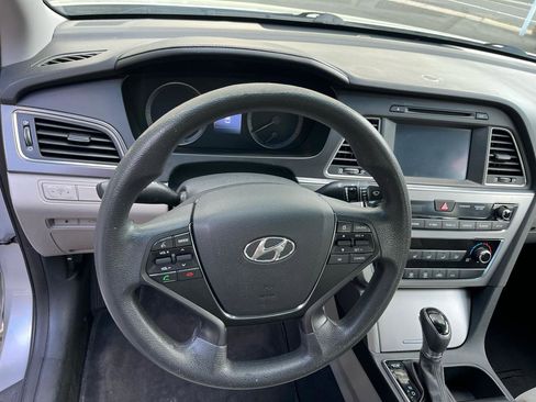 Used 2016 Hyundai Sonata Sport FWD image 10
