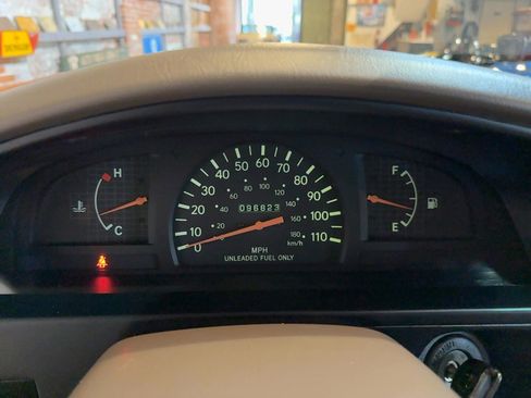 Used 1998 Toyota Tacoma 4x4 Regular Cab image 18